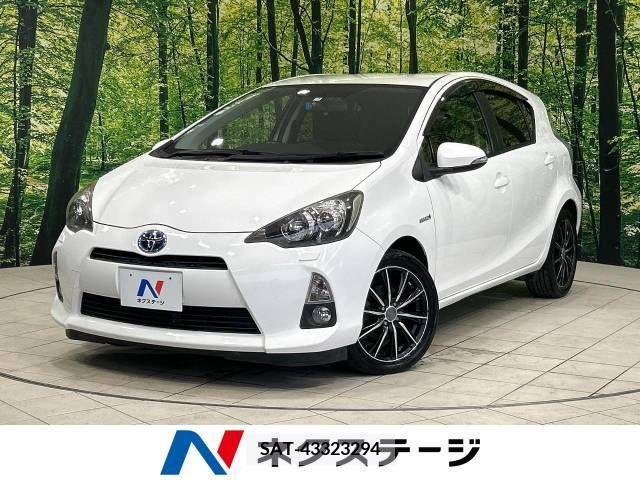 Toyota AQUA 2013-07 339089-0