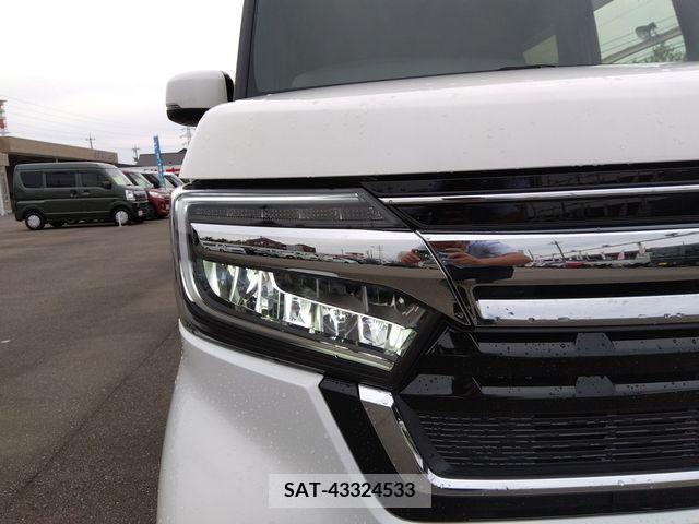Honda N BOX CUSTOM 2024-02 330663-22