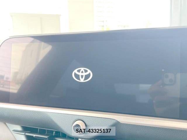 Toyota CROWN 2023-05 244217-3