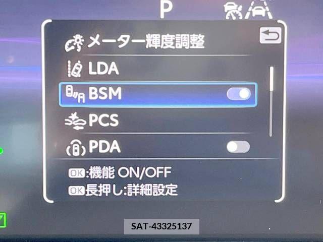 Toyota CROWN 2023-05 244217-5