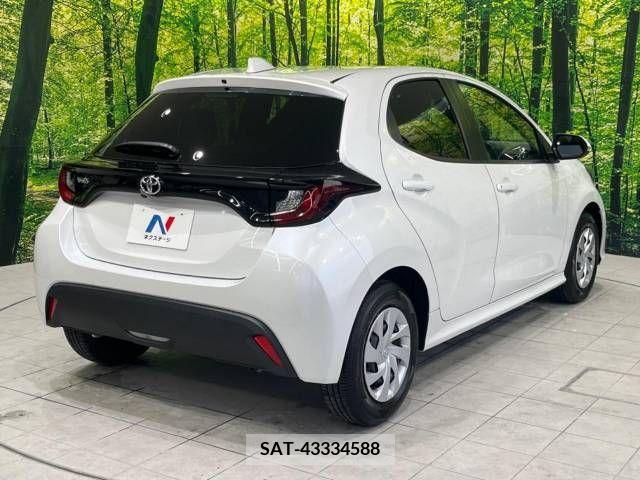 Toyota YARIS 2022-11 290834-17