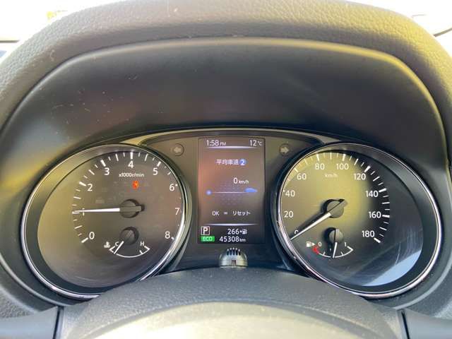 Nissan X-TRAIL 2017-09 182115-5
