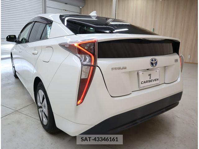 Toyota PRIUS 2016-04 376752-28