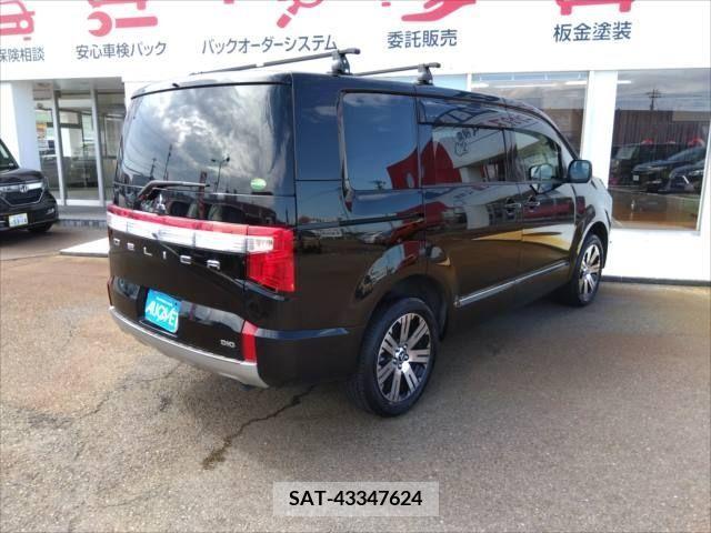 Mitsubishi DELICA D5 2020-06 201543-1