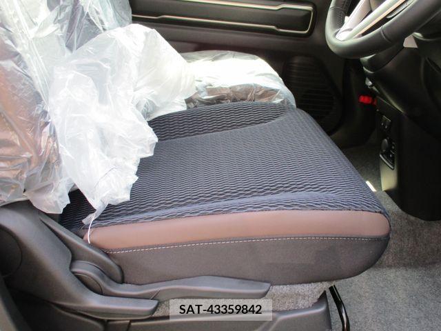 Suzuki HUSTLER 2024-04 272533-21