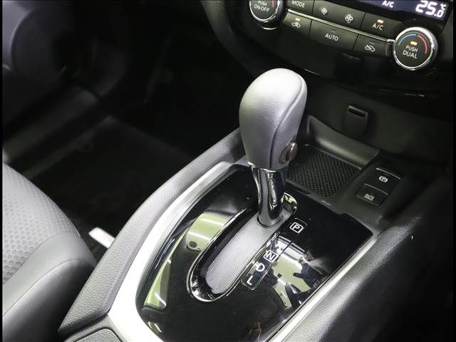 Nissan X-TRAIL 2020-07 9285-15
