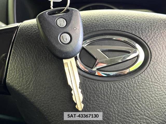 Daihatsu MOVE CONTE 2015-09 364251-5