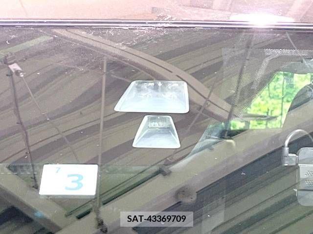 Mazda DEMIO 2015-11 247723-4