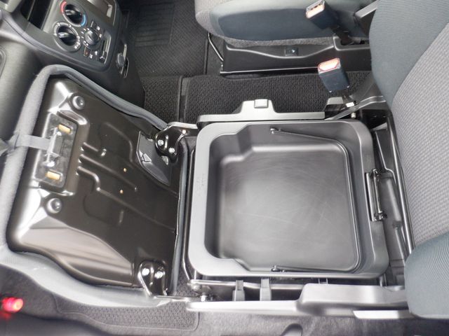 Suzuki SOLIO 2020-06 7446-11