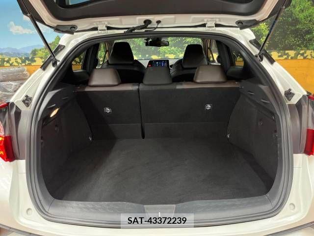 Toyota C-HR 2017-06 264187-10