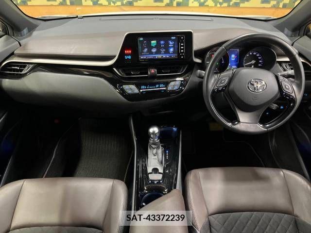 Toyota C-HR 2017-06 264187-1