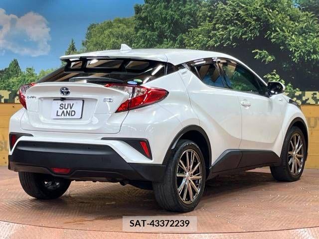 Toyota C-HR 2017-06 264187-17