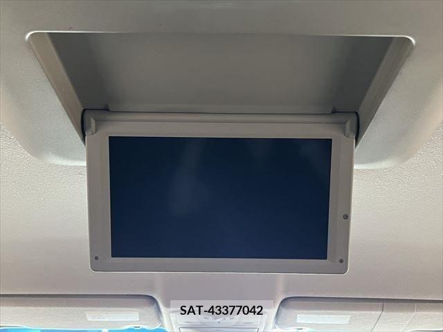 Nissan ELGRAND 2012-06 340646-5