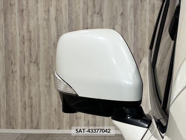 Nissan ELGRAND 2012-06 340646-27