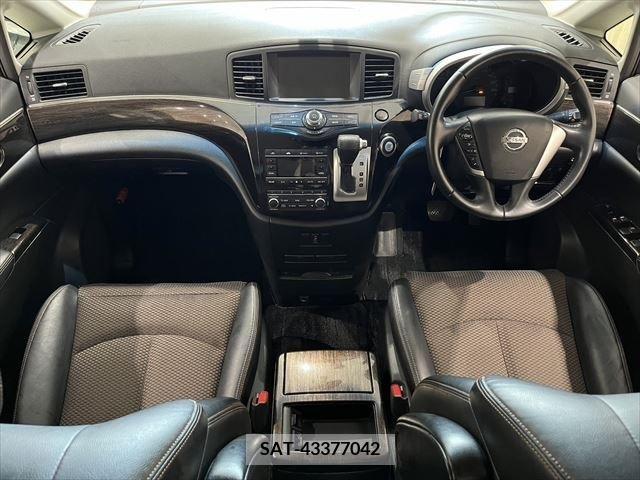 Nissan ELGRAND 2012-06 340646-1