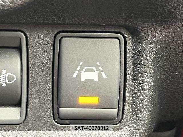 Nissan NOTE 2017-02 208875-5