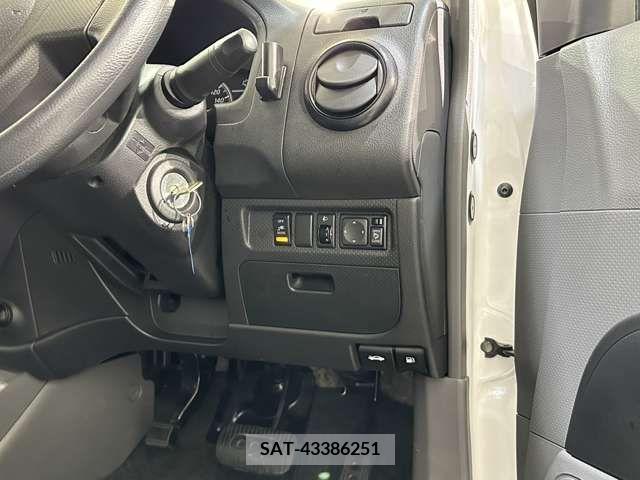 Nissan AD VAN 2015-04 325171-14