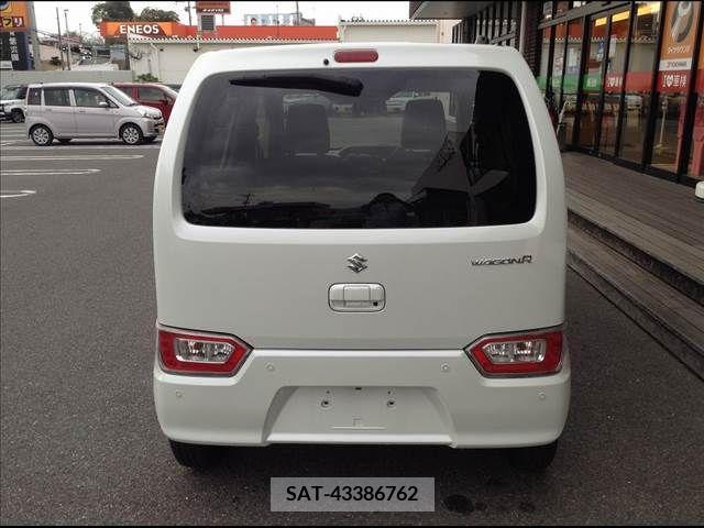 Suzuki WAGON R 2022-11 247443-5