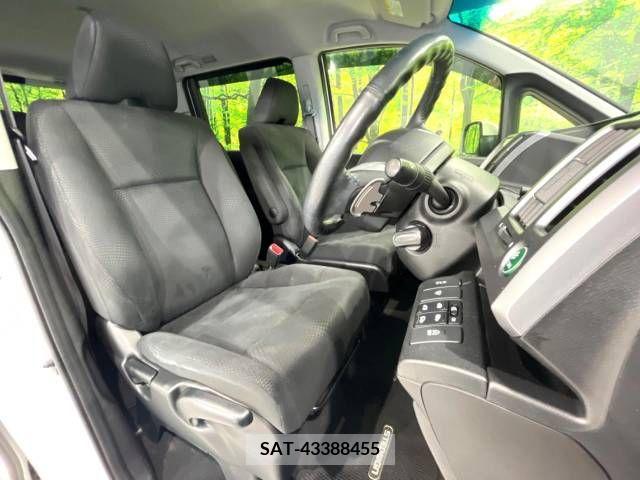 Honda e 2014-11 329567-7