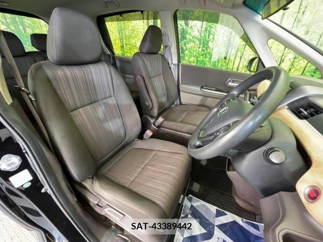 Honda FREED 2017-12 302917-8