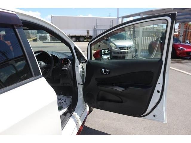Nissan NOTE 2018-02 7012-8