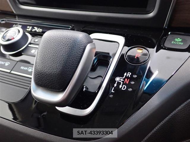 Honda FREED HYBRID 2022-04 213216-13
