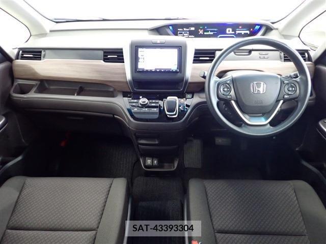 Honda FREED HYBRID 2022-04 213216-10