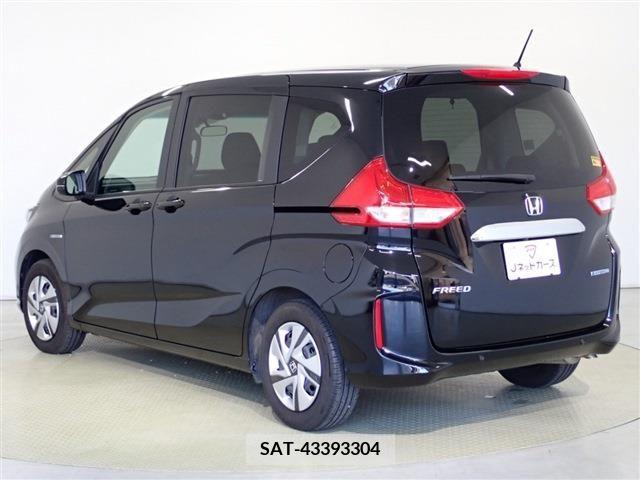 Honda FREED HYBRID 2022-04 213216-6