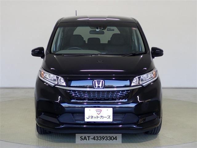 Honda FREED HYBRID 2022-04 213216-4