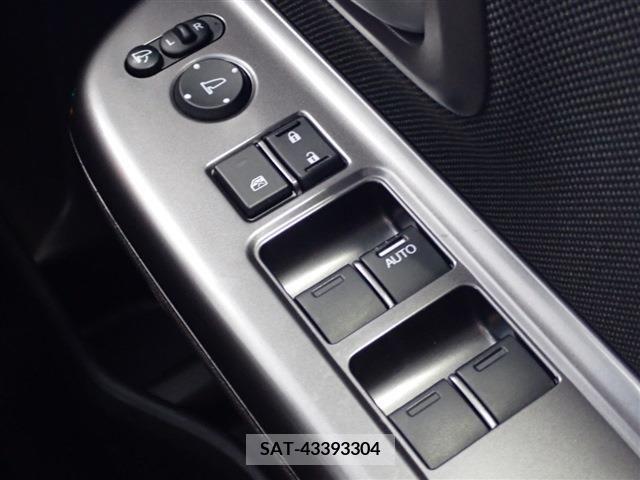 Honda FREED HYBRID 2022-04 213216-19