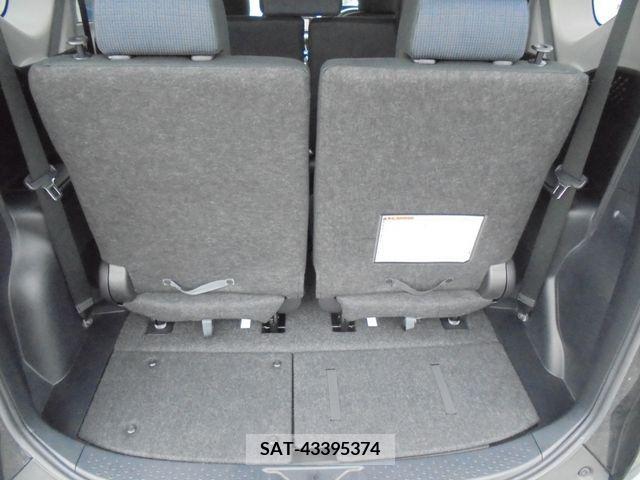 Toyota SIENTA 2018-03 379953-18