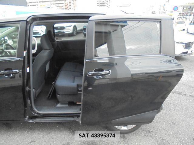 Toyota SIENTA 2018-03 379953-14