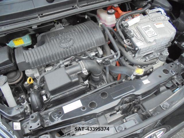 Toyota SIENTA 2018-03 379953-29