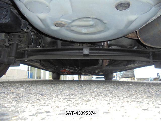Toyota SIENTA 2018-03 379953-27