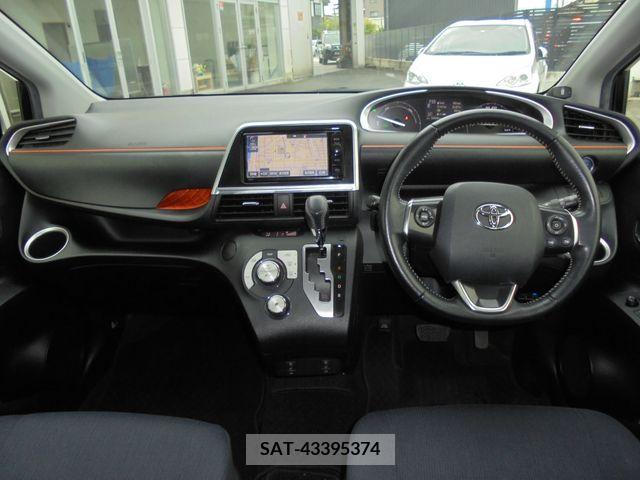 Toyota SIENTA 2018-03 379953-19