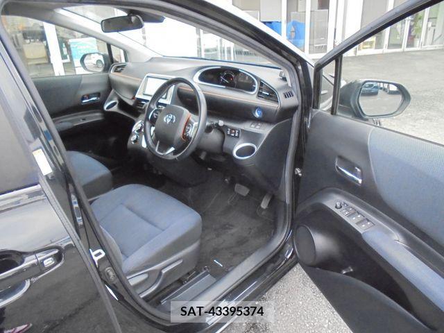 Toyota SIENTA 2018-03 379953-1