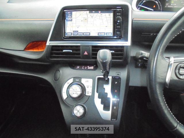 Toyota SIENTA 2018-03 379953-21