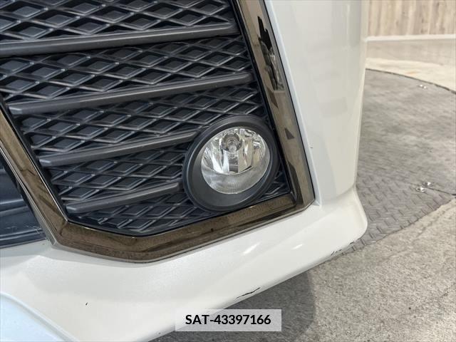 Toyota VELLFIRE 2016-10 379114-24