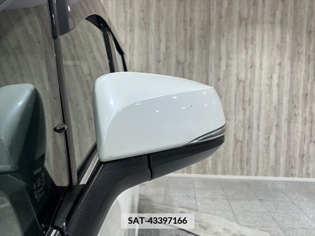 Toyota VELLFIRE 2016-10 379114-26