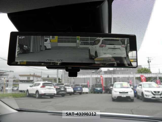 Nissan AURA 2023-09 292968-11
