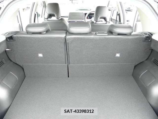 Nissan AURA 2023-09 292968-19