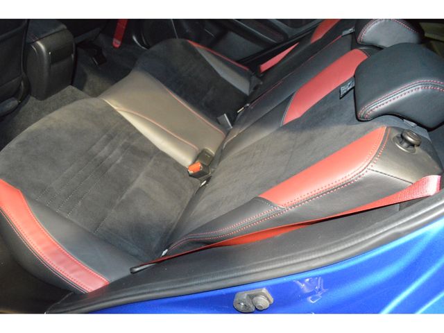 Subaru WRX STI 2019-09 196173-24