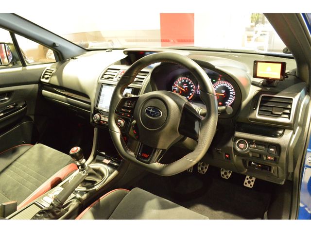 Subaru WRX STI 2019-09 196173-7