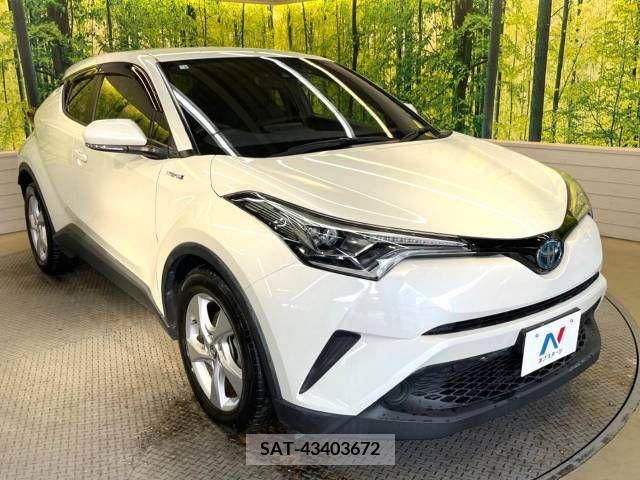 Toyota C-HR 2018-09 216452-17