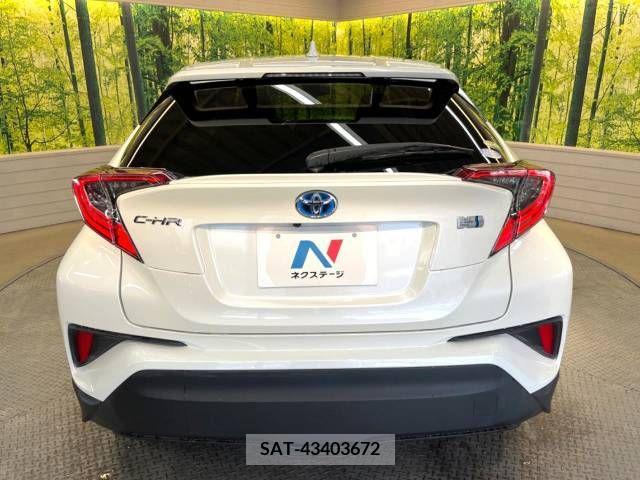 Toyota C-HR 2018-09 216452-16