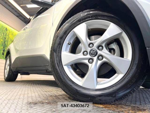 Toyota C-HR 2018-09 216452-14