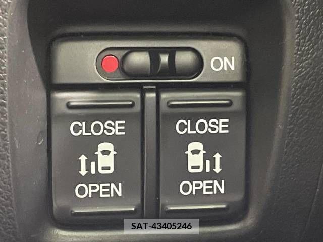 Honda N BOX CUSTOM 2013-12 329087-4