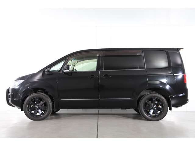Mitsubishi DELICA D5 2017-11 181366-2