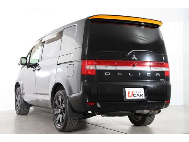 Mitsubishi DELICA D5 2017-11 181366-17