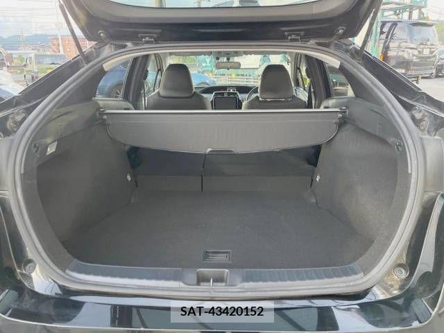 Toyota PRIUS 2016-03 393413-9
